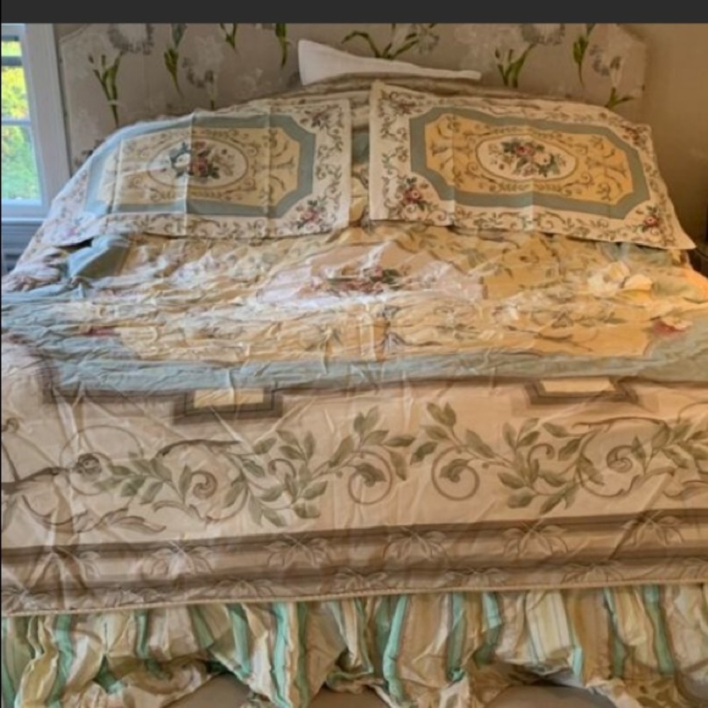 King Comforter set by Crown Craft